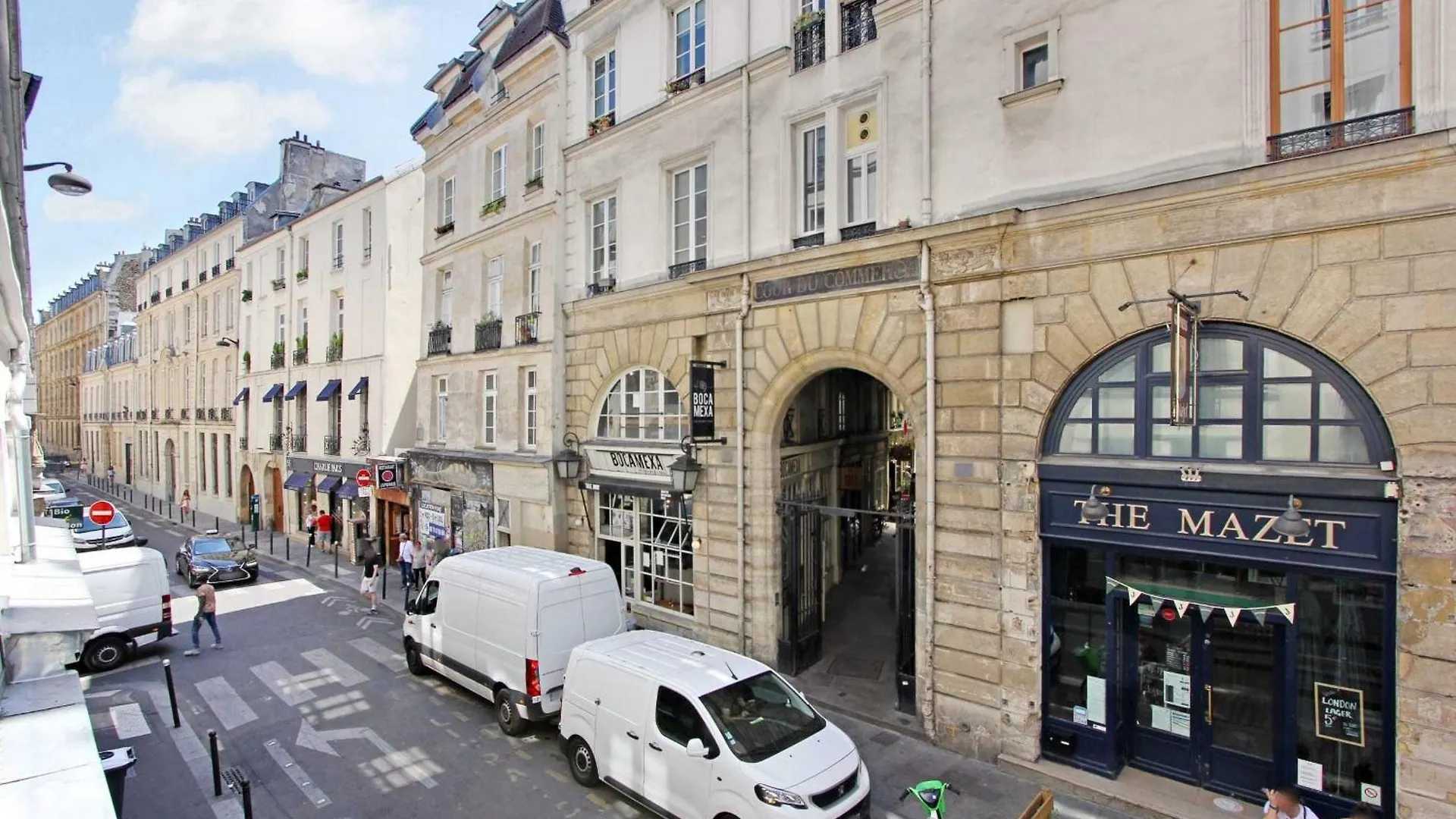 Beautiful In The Heart Of The Latin Quarter Paris